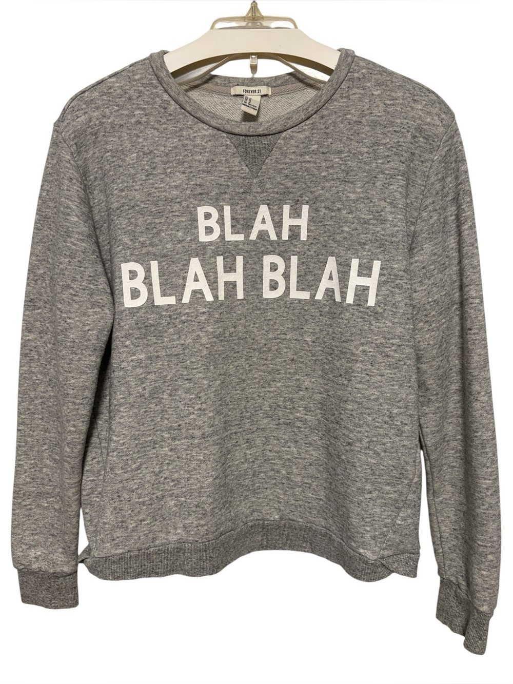 FOREVER 21 “Blah Blah Blah” Graphic Sweatshirt | Size M | Gray Cozy Pullover